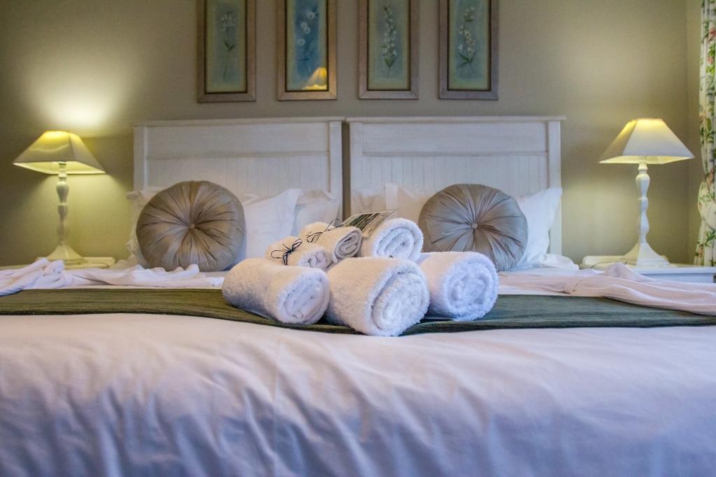 פלטנברג ביי Bayside Lodge Garden Route B&B מראה חיצוני תמונה