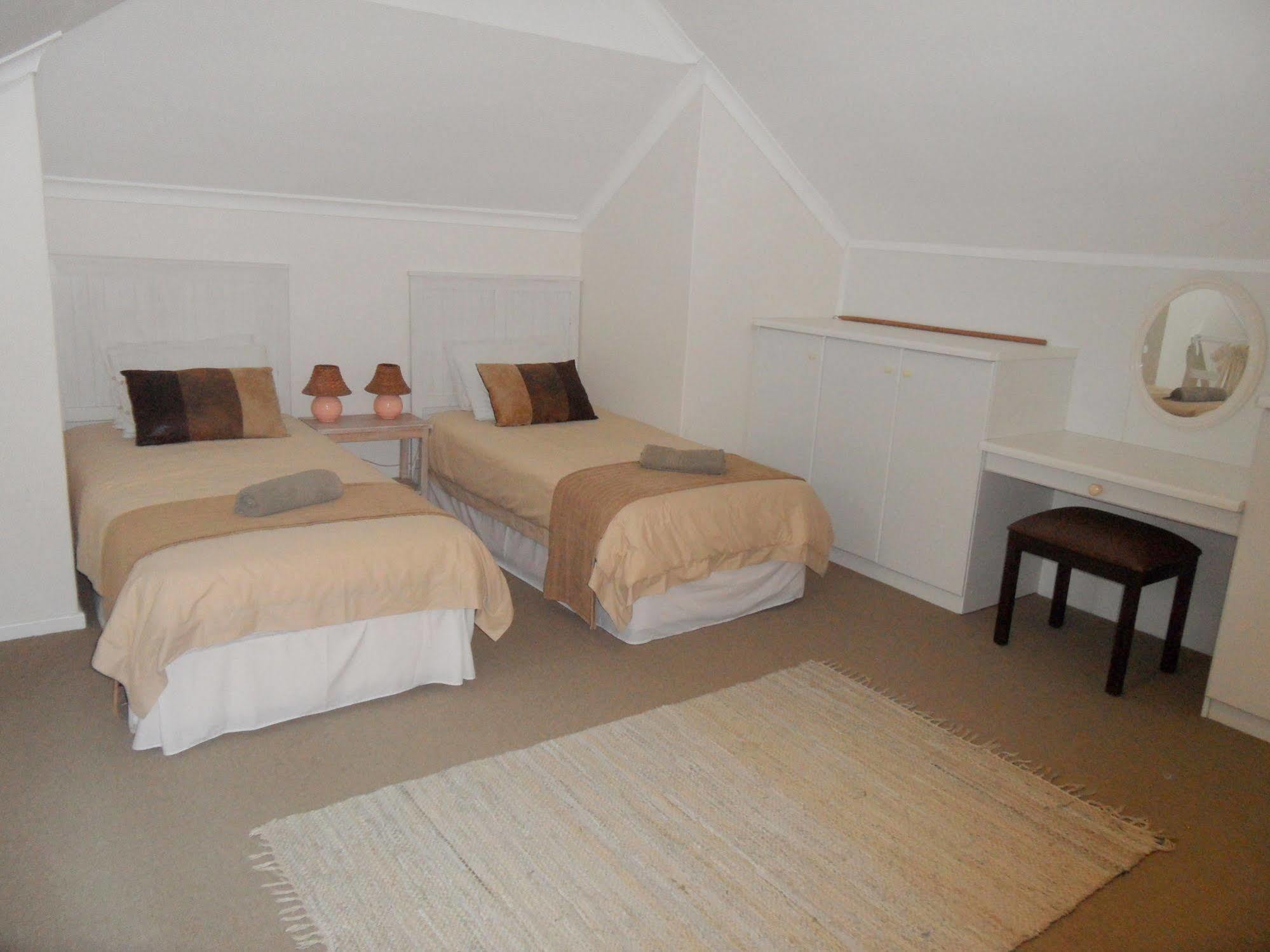 פלטנברג ביי Bayside Lodge Garden Route B&B מראה חיצוני תמונה