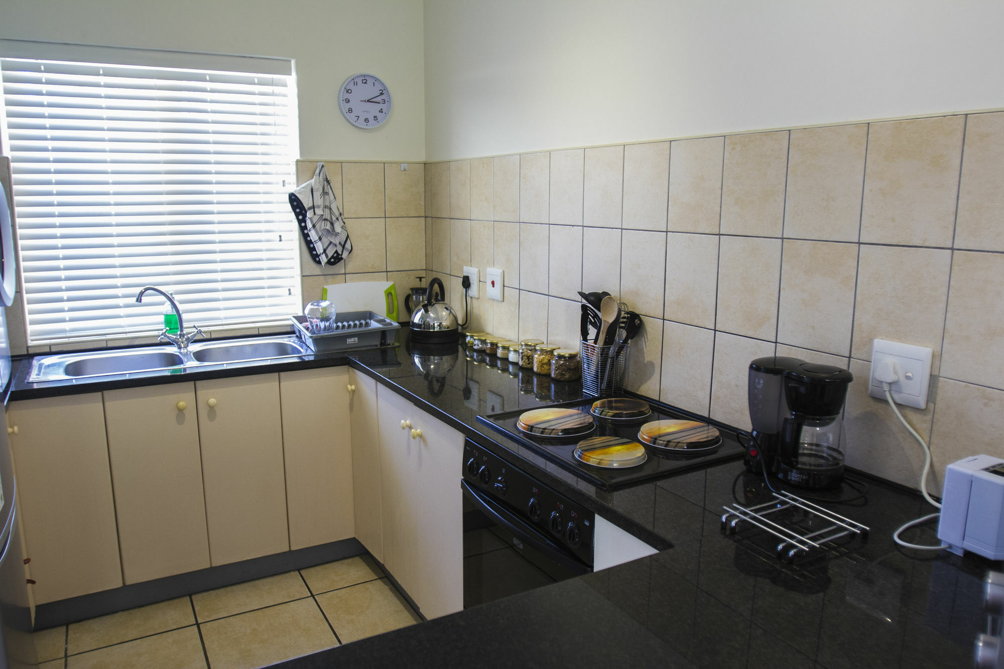 פלטנברג ביי Bayside Lodge Garden Route B&B מראה חיצוני תמונה